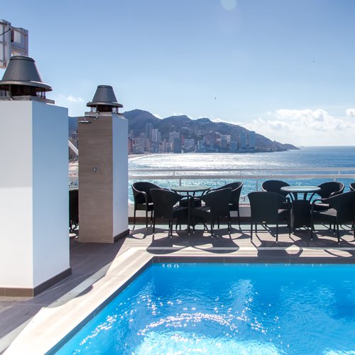 … y descubra también en Benidorm nuestro Hotel Carlos I.